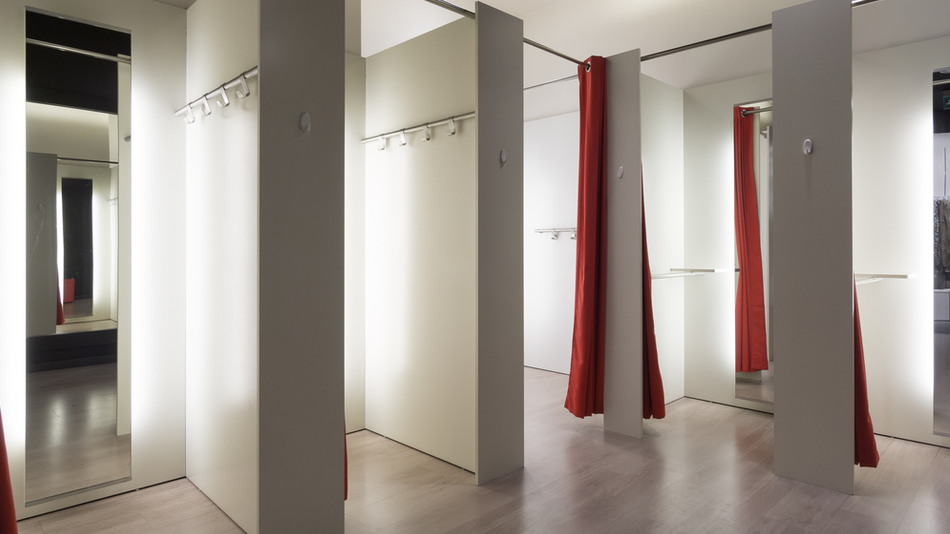 smart fitting rooms